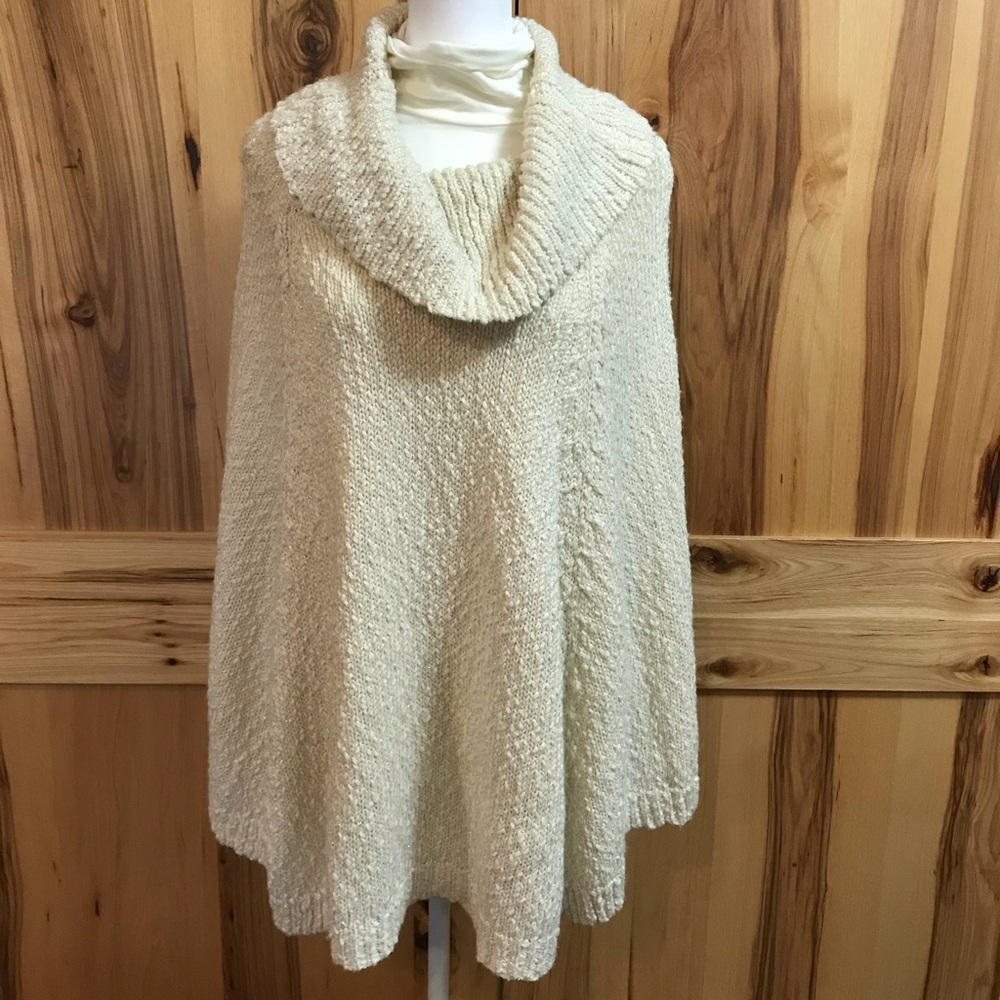 Chicos Cream Poncho Cape Cowl Neck M/L